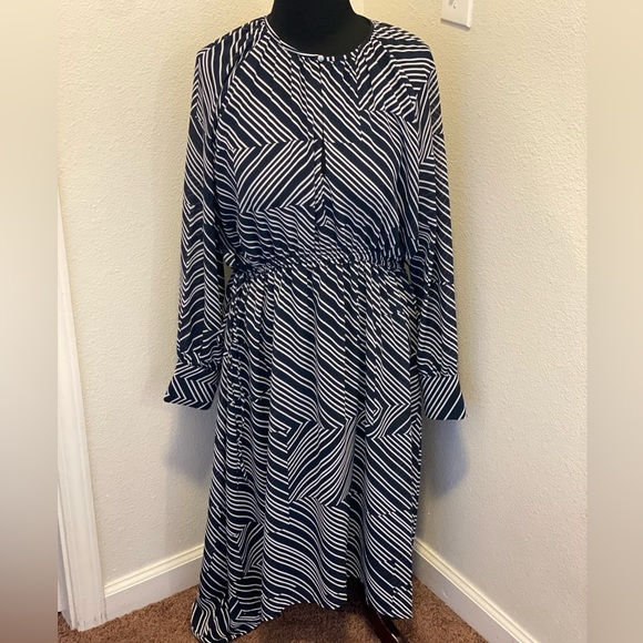 2 FOR $20 H&M Blue White MIDI Dress Asymmetrical Tie Waist Size M 8 - Picture 1 of 8